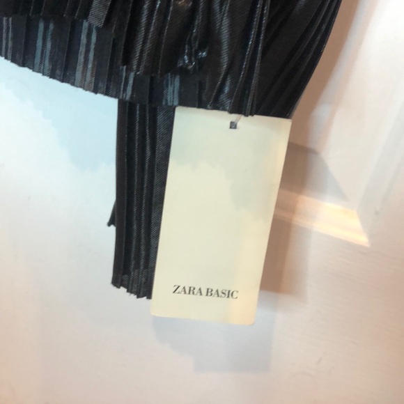 NWT ZARA PLEATED LEATHER BLACK LONG SLEEVE TOP - Picture 6 of 13